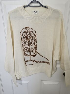 Wrangler Cream Sweater with Brown Cowboy Boot Motif